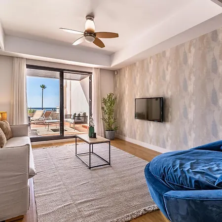 The Blue Pearl Apartment